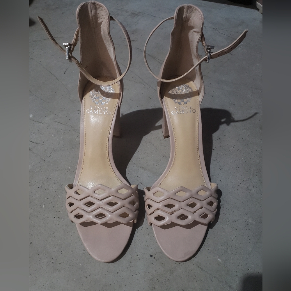 Vince Camuto Block Heels 8.5
